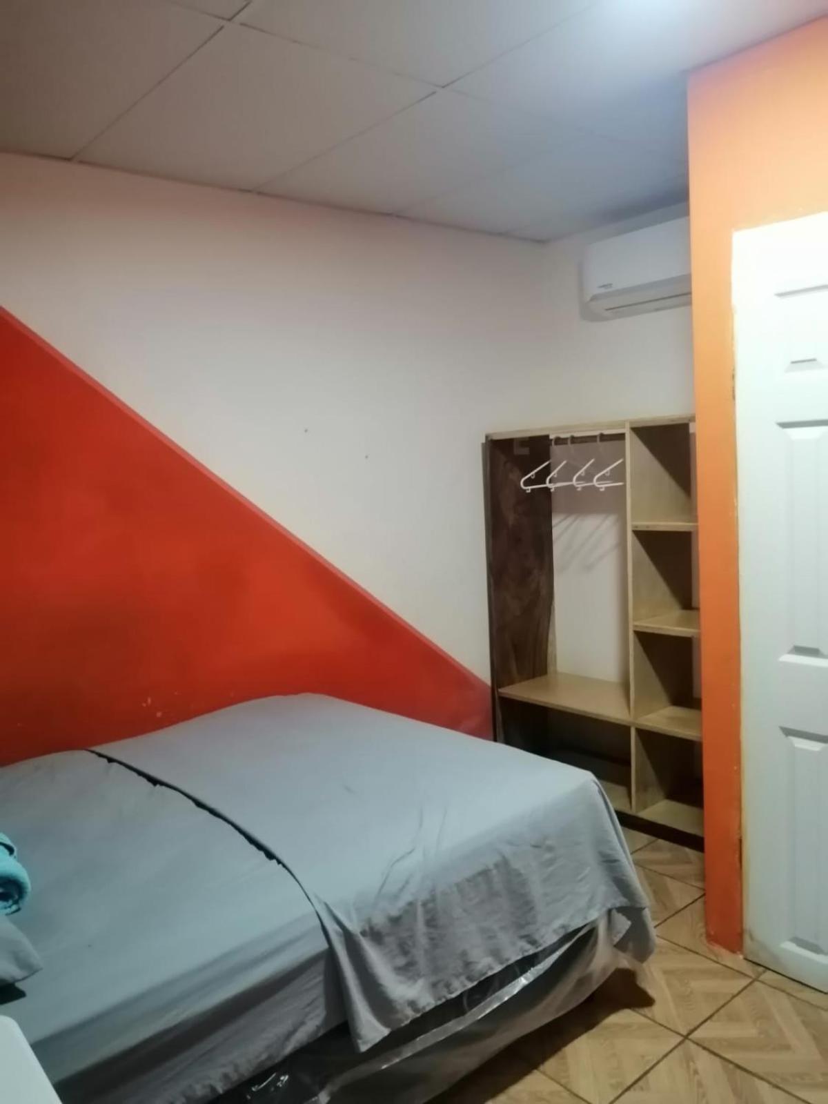 Hostal Nina Oly Tamanique Buitenkant foto